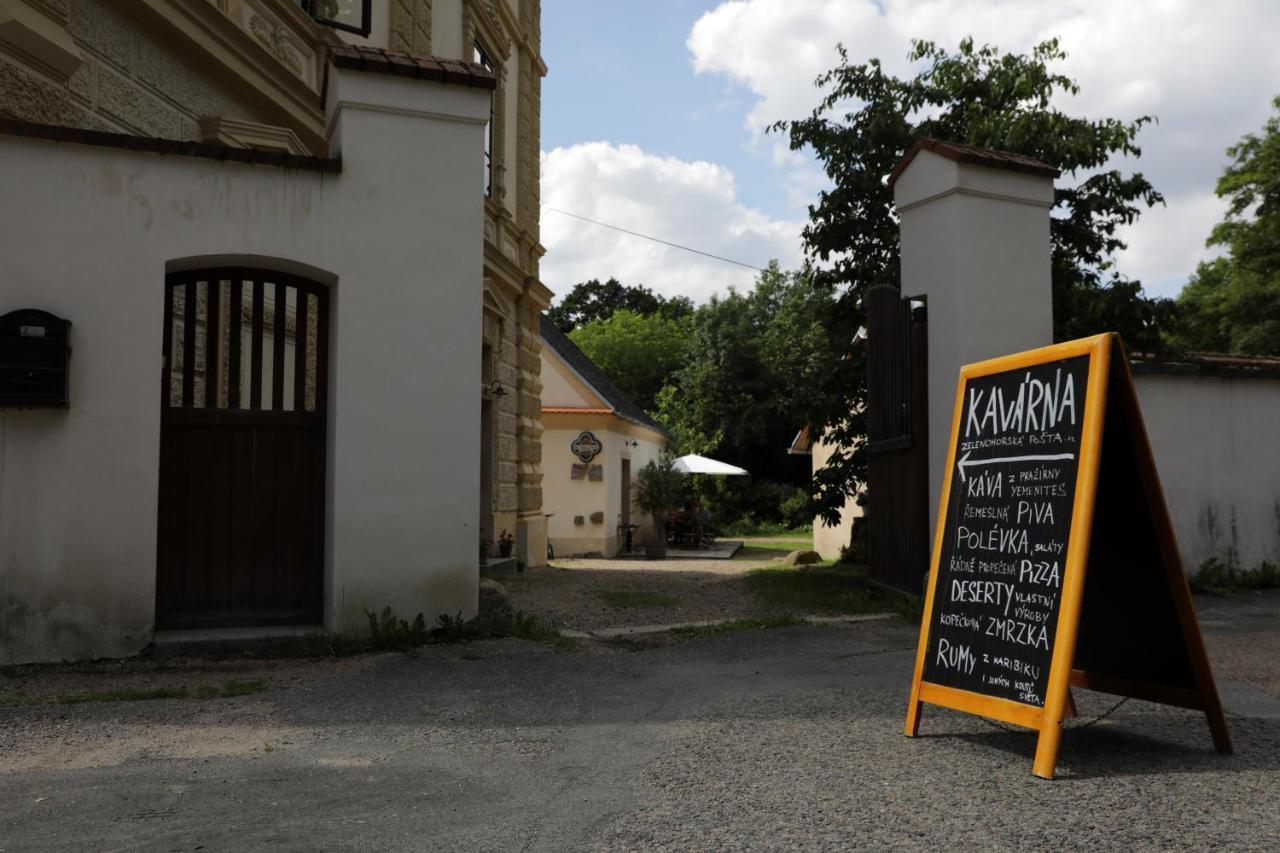 Historicke Apartmany Zelenohorska Posta Nepomuk Exterior foto