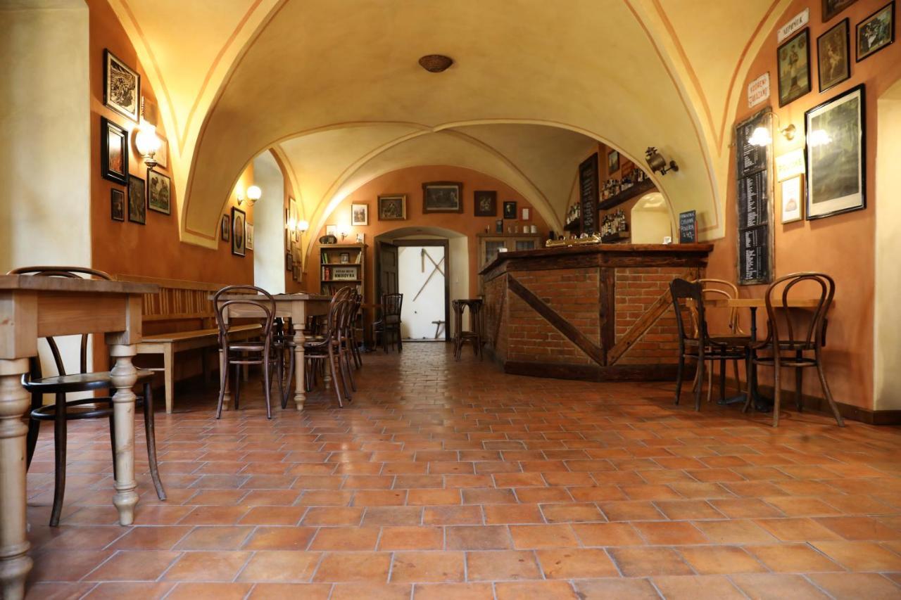 Historicke Apartmany Zelenohorska Posta Nepomuk Exterior foto